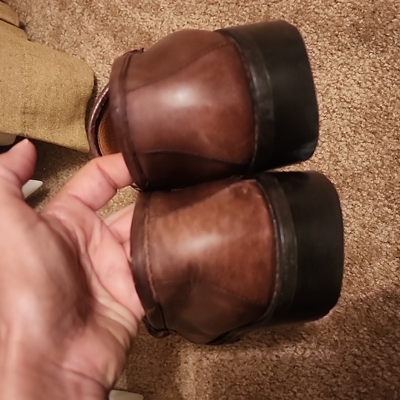 Gucci Horsebit Leather Loafers - Picture 7 of 15